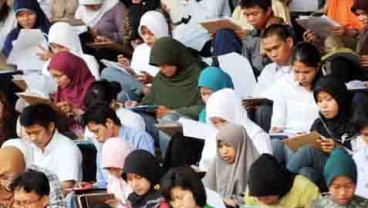 BEASISWA SANTRI, Ribuan Siswa Pendaftar Ikuti Seleksi